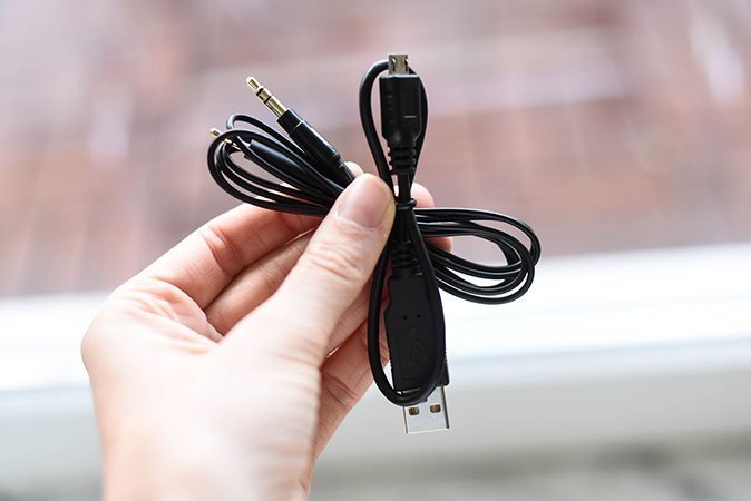 Perfekter Sound immer garantiert, egal ob Sie über Bluetooth oder Kabel verbunden sind.