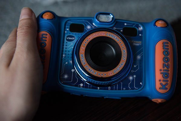 Durch ihre angenehme Größe, haben auch Kinder keine Schwierigkeiten mit der Bedienung.