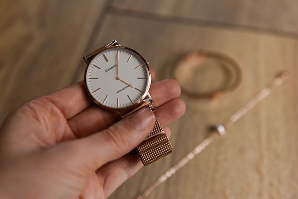 Die MAMONA-Uhr ist sehr hochwertig.