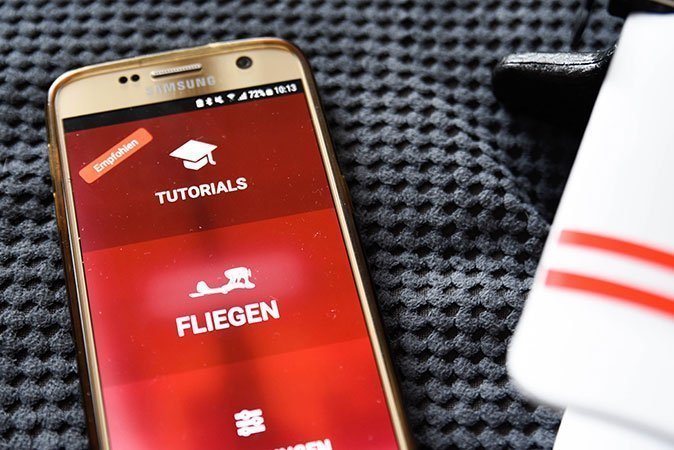 Die Tutorials sind eine tolle Möglichkeit, um den Flieger kennenzulernen.